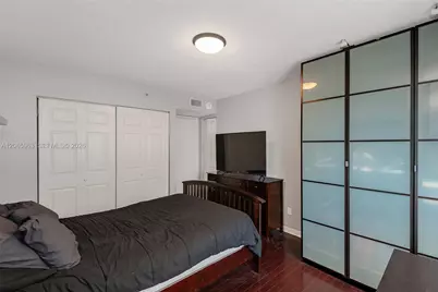 770 Claughton Island Dr #809, Miami, FL 33131 - Photo 17