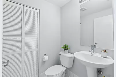 888 Biscayne Blvd #4203, Miami, FL 33132 - Photo 15