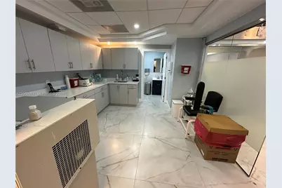5941 NW 173rd Dr #B-8, Hialeah, FL 33015 - Photo 25
