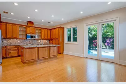 3072 Carter St, Miami, FL 33133 - Photo 5