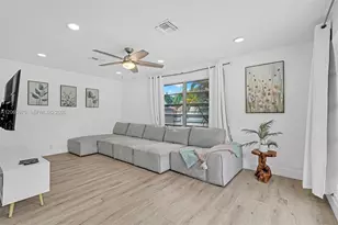 407 S 56th Terrace, Hollywood, FL 33023 - Photo 19