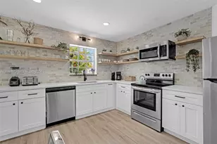 407 S 56th Terrace, Hollywood, FL 33023 - Photo 21