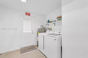 407 S 56th Terrace, Hollywood, FL 33023 - Photo 37