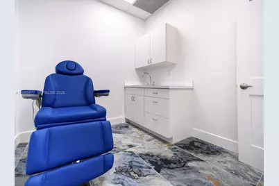 2920 NE 207th St #801, Aventura, FL 33180 - Photo 1