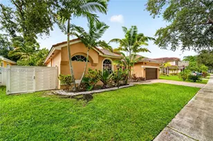 12617 NW 23rd St, Pembroke Pines, FL 33028 - Photo 5