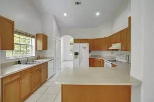 25 Ludlam Dr, Miami Springs, FL 33166 - Photo 11