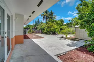 25 Ludlam Dr, Miami Springs, FL 33166 - Photo 31