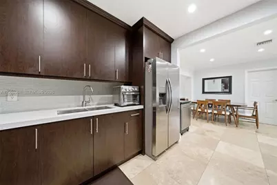 6414 SW 7th St, Pembroke Pines, FL 33023 - Photo 3