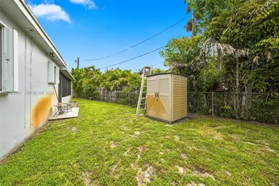 6414 SW 7th St, Pembroke Pines, FL 33023 - Photo 21