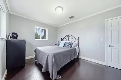 6414 SW 7th St, Pembroke Pines, FL 33023 - Photo 11