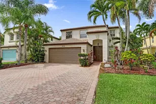 9078 Alexandra Cir, Wellington, FL 33414 - Photo 1