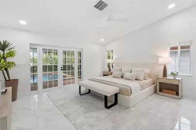 695 NW 107th Ln, Coral Springs, FL 33071 - Photo 15