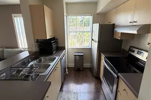 2427 Centergate Dr, Miramar, FL 33025 - Photo 5