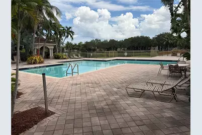 2427 Centergate Dr #301, Miramar, FL 33025 - Photo 17