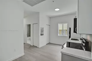 1567 NW 1st St, Miami, FL 33125 - Photo 3