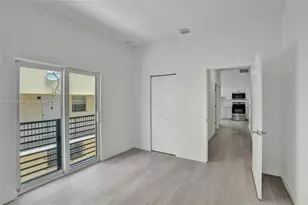 1567 NW 1st St, Miami, FL 33125 - Photo 11