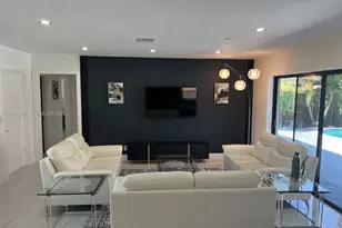 1112 N 13th Ave, Hollywood, FL 33019 - Photo 3