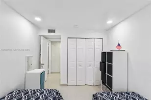 5665 W 20th Ave, Hialeah, FL 33012 - Photo 9