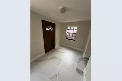 2424 SW 21st Ter #IN-LAW DETACHD, Miami, FL 33145 - Photo 7