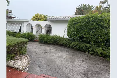 485 S Shore Dr, Miami Beach, FL 33141 - Photo 17