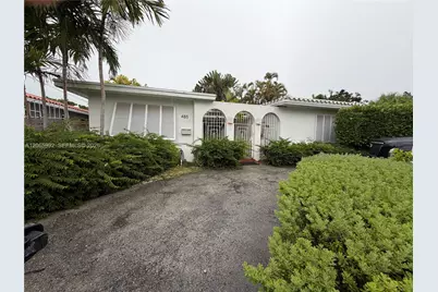 485 S Shore Dr, Miami Beach, FL 33141 - Photo 1