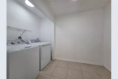 6240 SW 21st St (Upstairs) #6242, Miami, FL 33155 - Photo 11