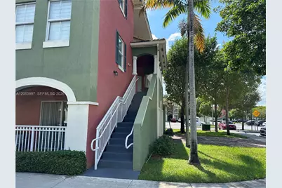11002 NW 83rd St #202, Doral, FL 33178 - Photo 3