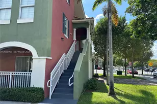 11002 NW 83rd St, Doral, FL 33178 - Photo 3
