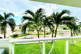 13499 Biscayne Blvd, North Miami, FL 33181 - Photo 11