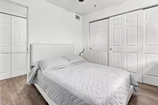12316 NW 11th Ct, Pembroke Pines, FL 33026 - Photo 13