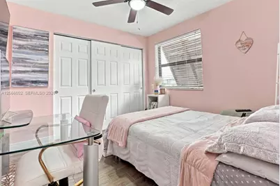 12316 NW 11th Ct, Pembroke Pines, FL 33026 - Photo 19
