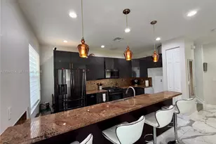 2851 W Prospect Rd, Tamarac, FL 33309 - Photo 17