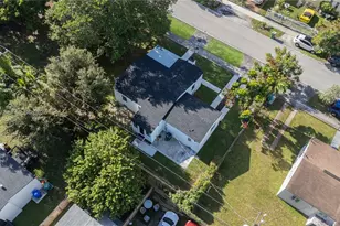 1771 NW 48th St, Miami, FL 33142 - Photo 17