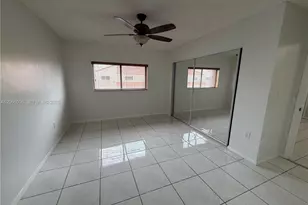 7792 W 29th Way, Hialeah, FL 33018 - Photo 9
