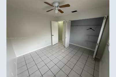7792 W 29th Way #202, Hialeah, FL 33018 - Photo 21