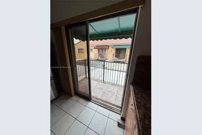 7792 W 29th Way #202, Hialeah, FL 33018 - Photo 29