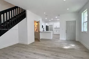 2050 Madeira Dr, Weston, FL 33327 - Photo 5