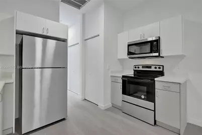 1567 NW 1st St #10, Miami, FL 33125 - Photo 1