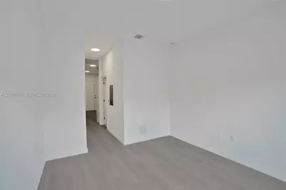 1567 NW 1st St #10, Miami, FL 33125 - Photo 15