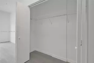 1567 NW 1st St, Miami, FL 33125 - Photo 11