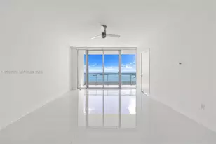 1331 Brickell Bay Dr, Miami, FL 33131 - Photo 19