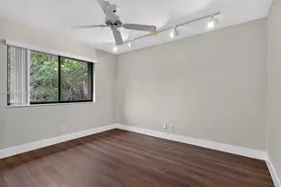 587 NW 38th Ave, Deerfield Beach, FL 33442 - Photo 23