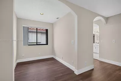 587 NW 38th Ave, Deerfield Beach, FL 33442 - Photo 17