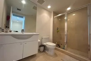 1800 S Ocean Dr, Hallandale Beach, FL 33009 - Photo 25