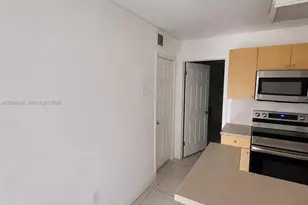 7151 Miami Lakes Dr, Miami Lakes, FL 33014 - Photo 9