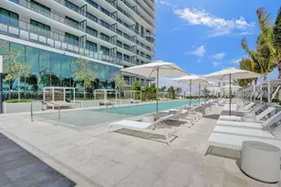 580 72nd St, Miami Beach, FL 33141 - Photo 17