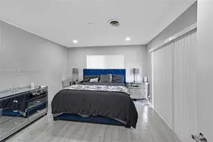 912 NE 9th Ct, Pompano Beach, FL 33060 - Photo 41