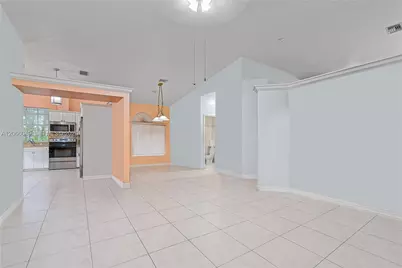 2204 SW 142nd Ct, Miami, FL 33175 - Photo 9