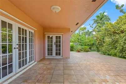 2204 SW 142nd Ct, Miami, FL 33175 - Photo 27