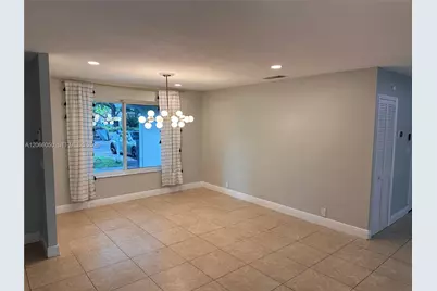 11907 Jennifer Way, Cooper City, FL 33026 - Photo 7